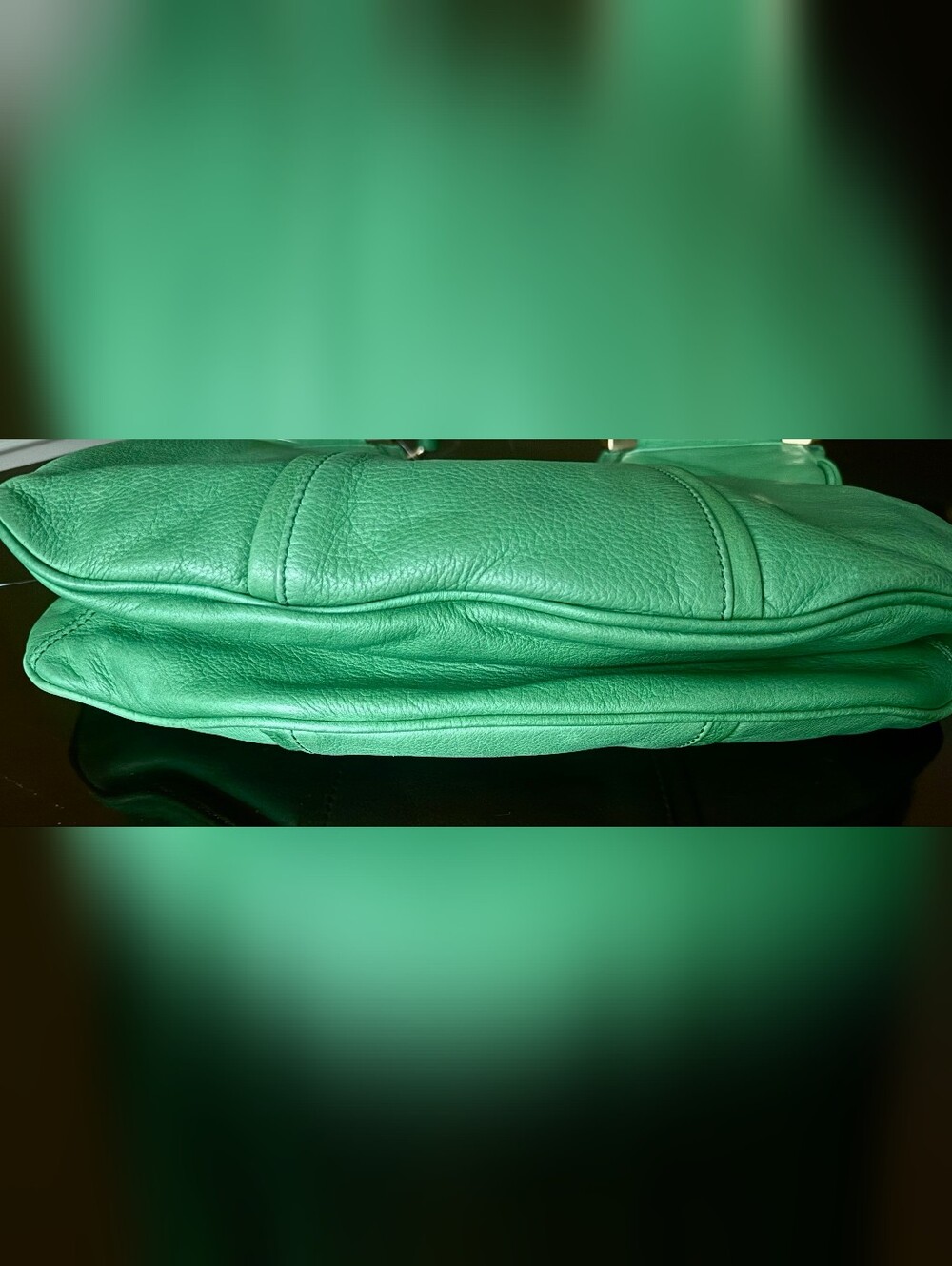 B. Makowsky Florence Shopper Green Shoulder Bag with Gold Hardware - Picture 5 of 7